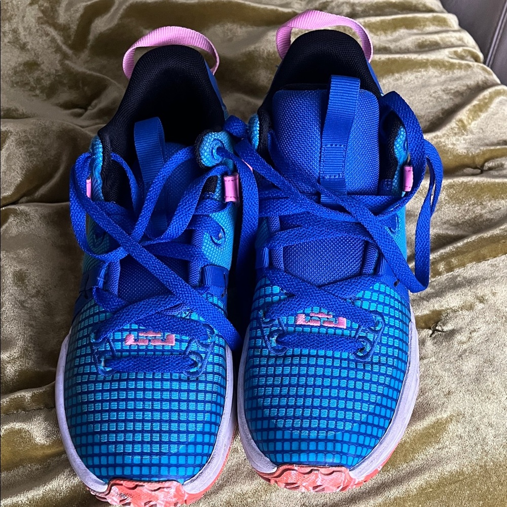 Nike Kids Blue and Pink Sneakers